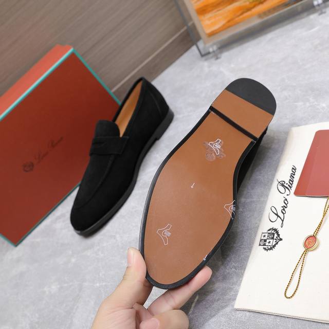 Couple's pair, Loropi*Ana classic high-mercerized sheepskin loafers (LP) have a
