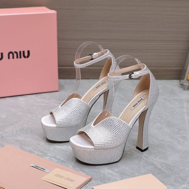 Miu Miu SS's latest runway silk rhinestone high heels DDD. Purchase the original