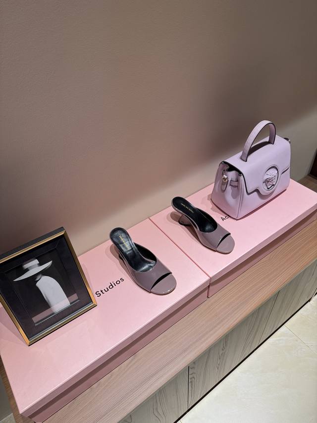 Dries Van Noten 25Ss new shaped heel women's shoes Each pair is beautiful like a