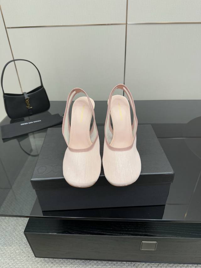 Dries Van Noten 25Ss new beaded women's shoes Each pair is beautiful like a work