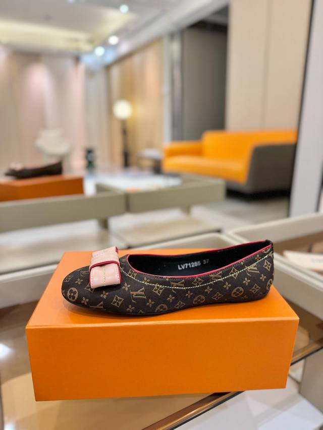 Price P: 2025 latest L home counter latest runway style four seasons shoes, off