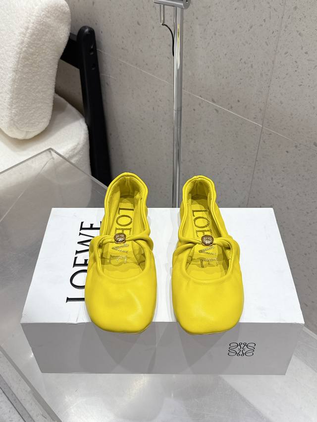 Factory P price Loewe 25 Spring and Summer New Flat Mary Jane Square Toe Ballet