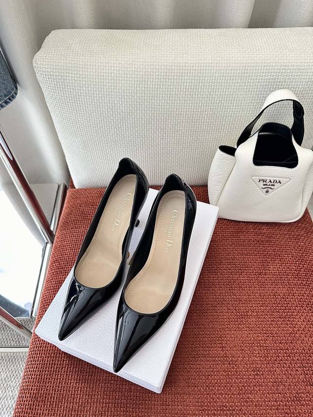 Top quality * Tribales patent leather high heels Original purchase from a major
