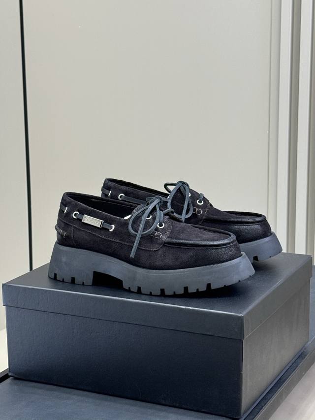 Top quality King Aw waxed suede Carson boat toe loafers Classic style with a thi