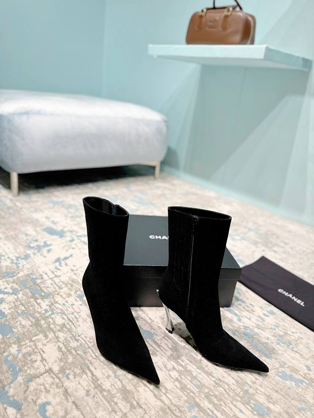 Personalized advanced design, super beautiful style Fabric: cow suede Sheepskin