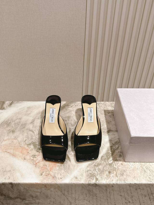 225 counter new elegant slippers series new Upper: original specific cow patent