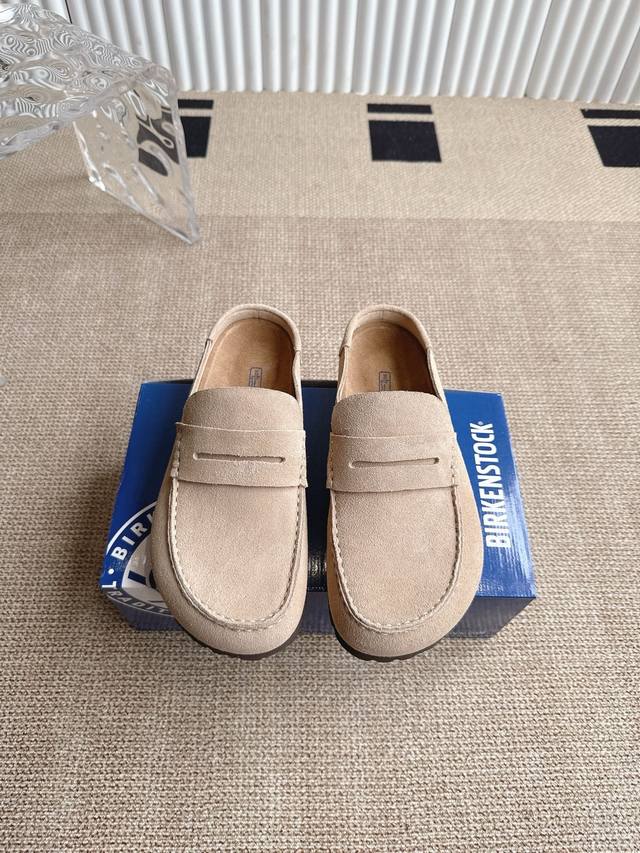 Birkenstock closed-toe shoes are a perfect tool for creating a relaxed feel. Thi