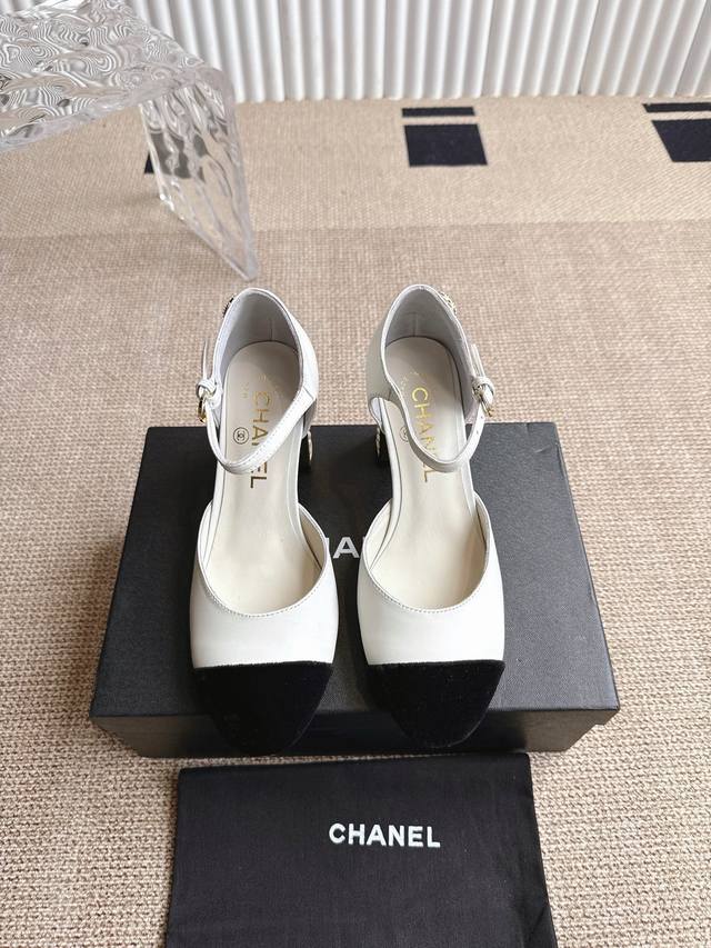 Heel height 6cm, 8cm Chanel 25Ss Spring/Summer Hollow Heel Sandals I was captiv