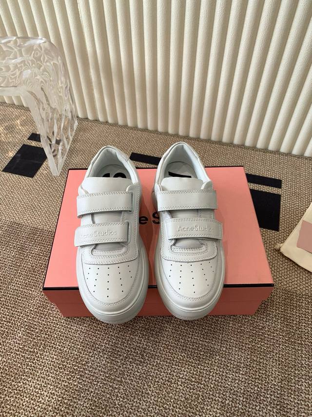 Acne Studios 24Ss latest thick-soled casual Velcro smiley face white shoes The m