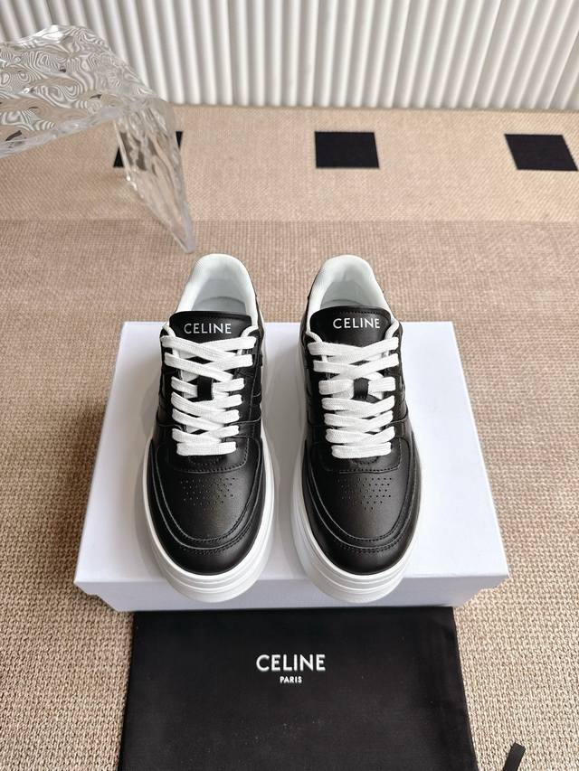 Celine sneakers 2025 spring and summer new women's Arc de Triomphe logo lace-up,