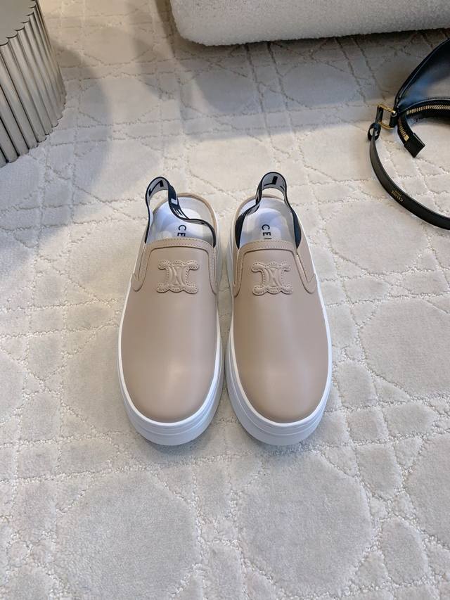 Celin*'s new thick-soled half-slippers are timeless and versatile in classic col