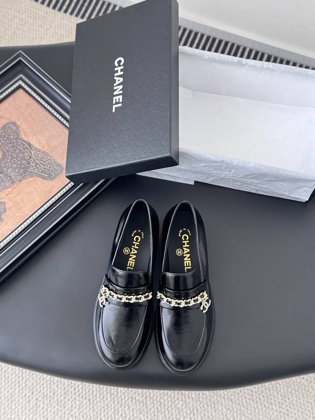 Chanel 25K new loafers This season's loafers are quite standard Retro, handsome,