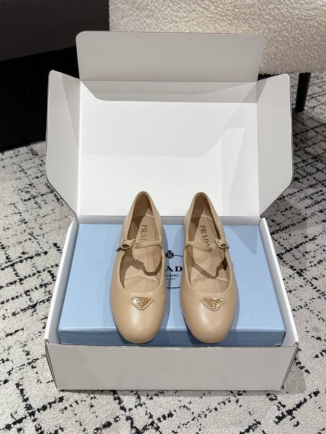 Premium Edition Prada 25 New Printed Ballet Flat Mary Janes Sana departed the Pr