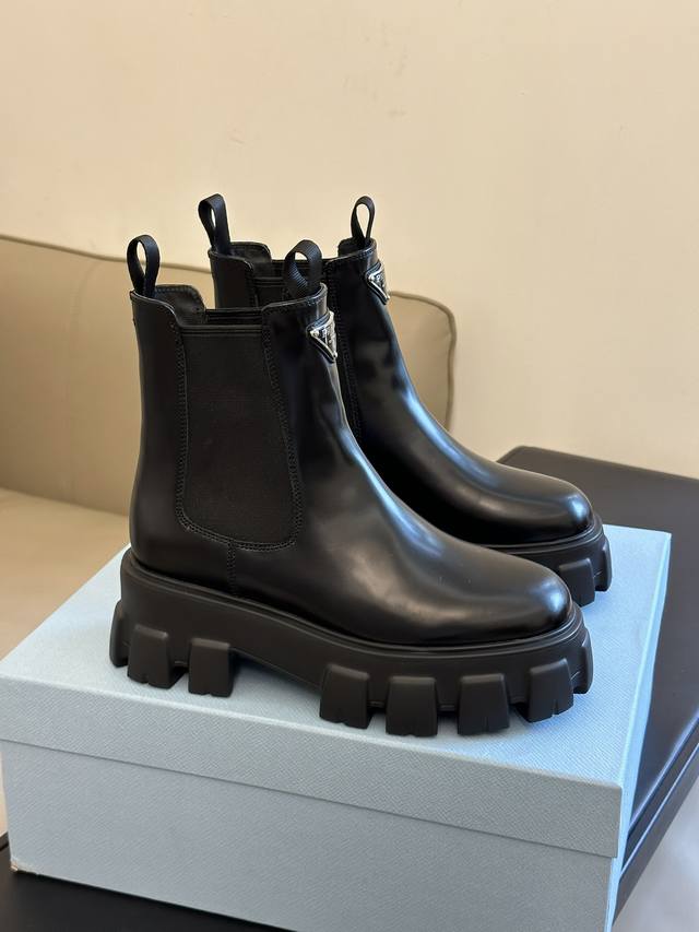 Factory: Prad A Fw25 New Arrival~ 25 autumn and winter thick-soled Chelsea ankl