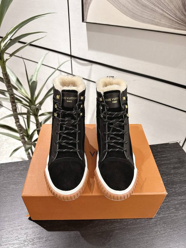 Factory Lvsquad Shopping-level classic couple's lace-up high-top sneakers T. Th