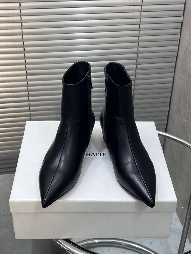 Factory Khaite 25Ss new autumn/winter retro wedge-heeled ankle boots with point