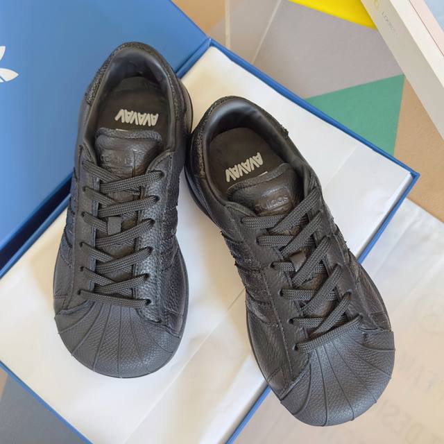 Premium Edition: Women's Avavav x Adidas Collaborative Shell-Toe Distressed Thic
