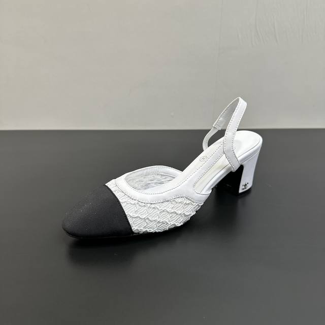 Chanel Chanel classic colorblock sandals, new summer counter colors, this piece
