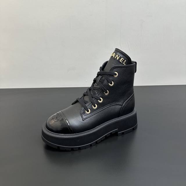 Chanel Chanel Autumn/Winter 2025 New Lambskin Lace-Up Ankle Boots (DDD) A classi