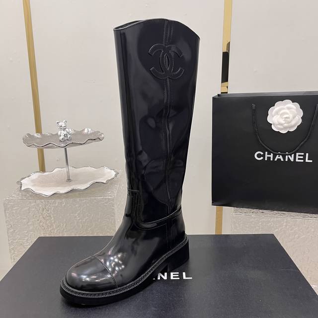 New Chanel high version slip-on boots, high boots and knight boots, made of imp