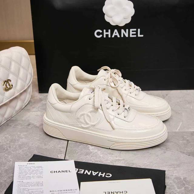 Men's size +50 Chanel counter top casual sports shoes This classic design; the u