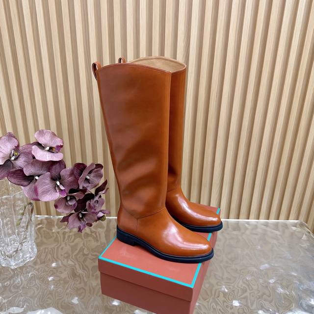 Top-of-the-line Loro Piana L Wf new retro slip-on Martin boots 480 DDD. More tha