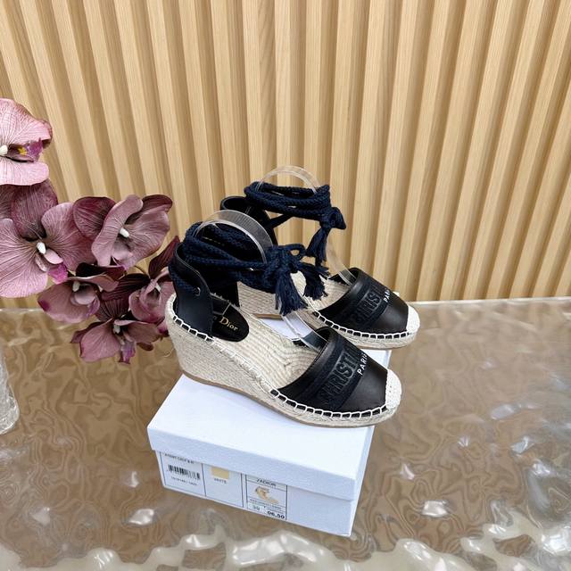 Dior Dior Fall/Winter 25 Dior Granville Wedge Lace-Up Espadrilles Strappy Sandal