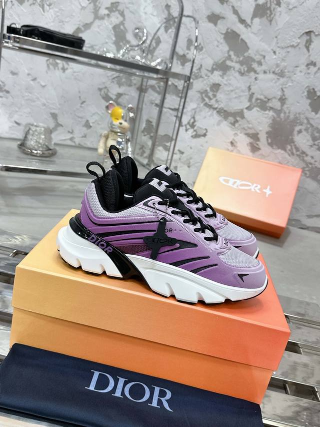 Premium Edition!!! Dior's latest B44 Blade collection, a couple's casual, thick-