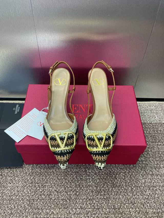 Factory P price P Valentino 2025 Spring and Summer Series New Women's Shoes Vale