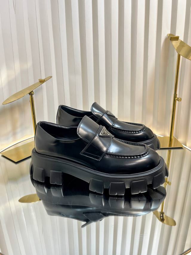 Upgraded version of the top-quality Prada platform loafers for men and women (46