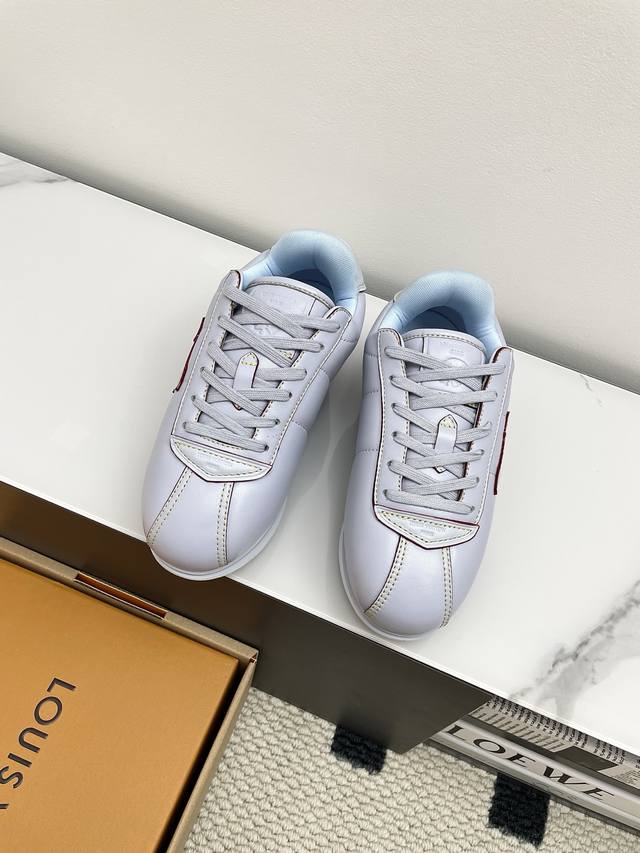 Upgraded couple's Lv Louis Vuitton Pharrell joint catwalk style Jigglypuff thick