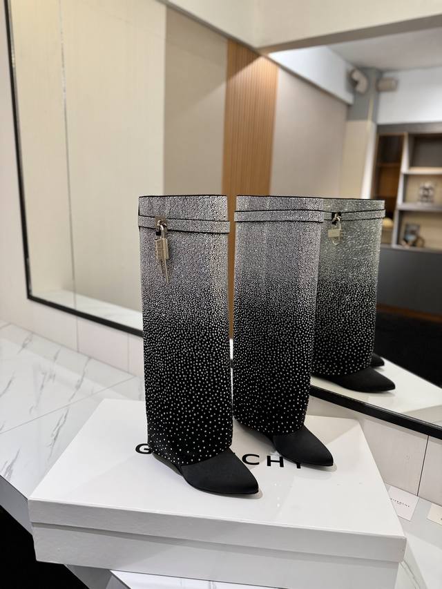 Counter genuine custom version Givenchy0 new small diamond high-heeled boots, th
