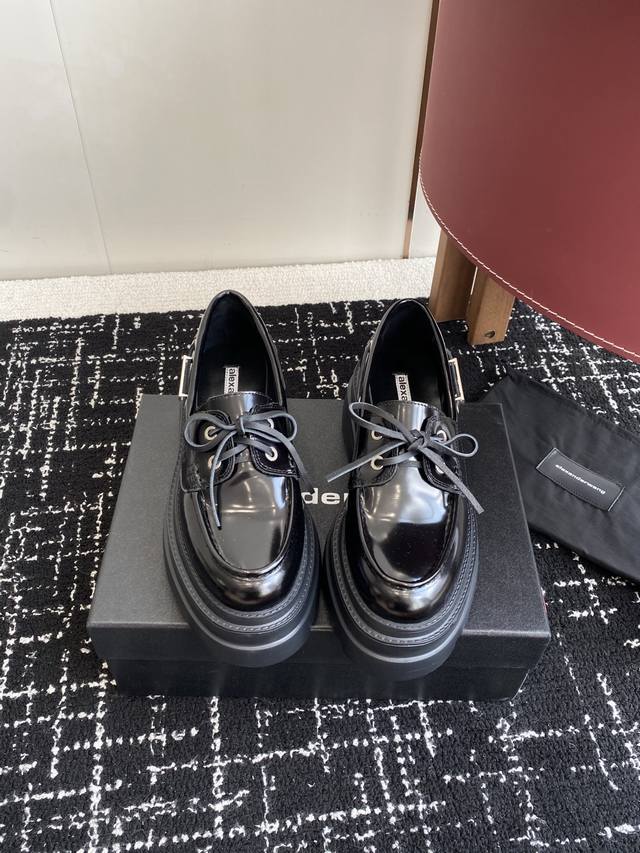 Shopping-level Alexander Wang Aw Carter Jennie King's thick-soled loafers are a