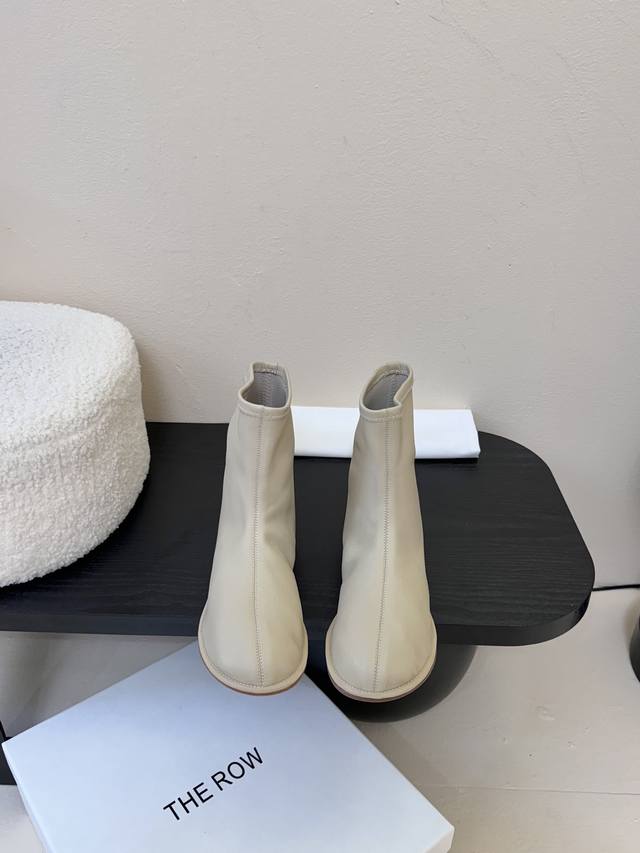 The Row Early Autumn New Tr Socks Stretch Ankle Boots Super Comfortable Minimali