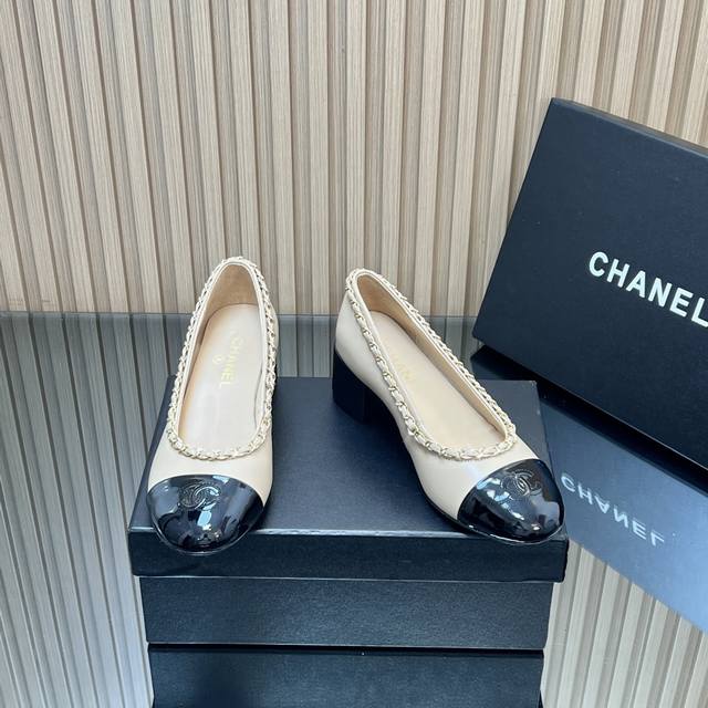 Factory Price Chanel 25K new chain double C block heel shoes Whether paired wit