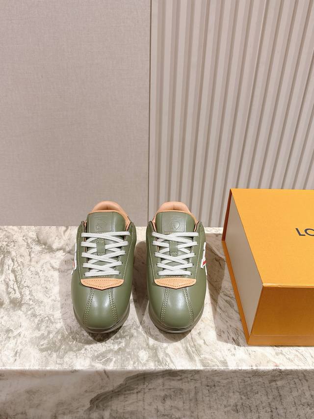 Couple's men's sizes 20 225 Lv purchasing-level chubby sneakers in new colors n
