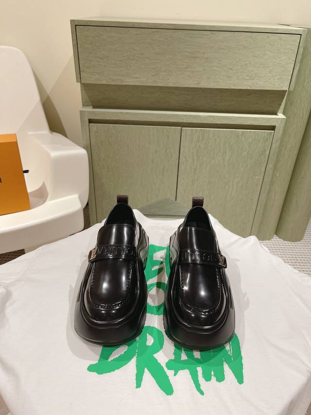 Premium-grade thick-soled loafers 224 Louis Vuitton LV counter-synced series new