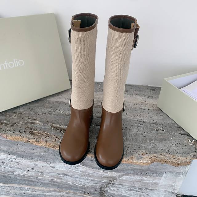 Unfolio's new autumn and winter heel boots are called the best heel boots this y