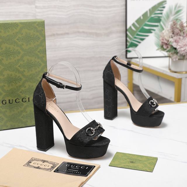 Exclusive upgraded version Gucci's latest hot-selling sandals series for spring