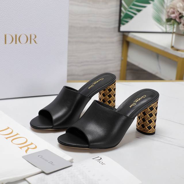 Exclusive top version Dior Dior spring and summer catwalk new slippers original