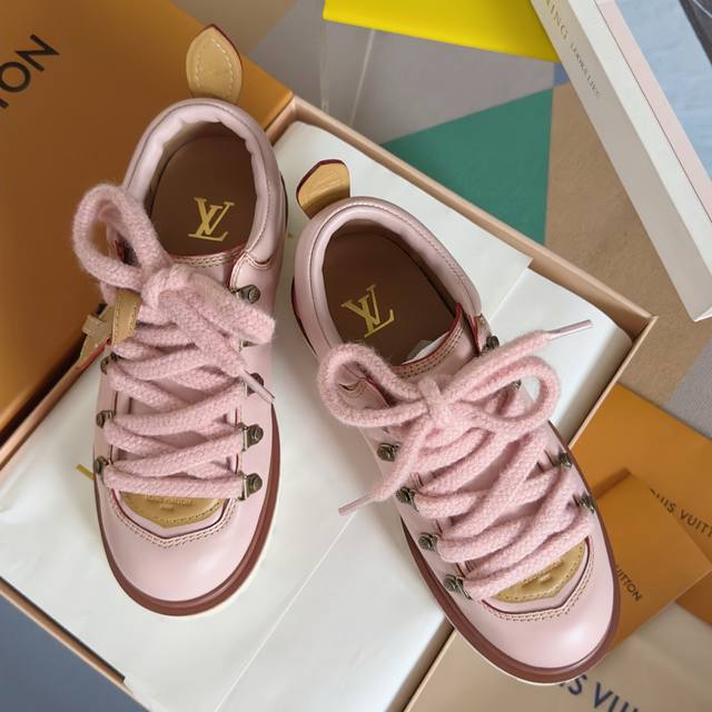 Premium Edition: Couple's Edition. Lv Louis Vuitton L's Donkey Brand Remix Colle