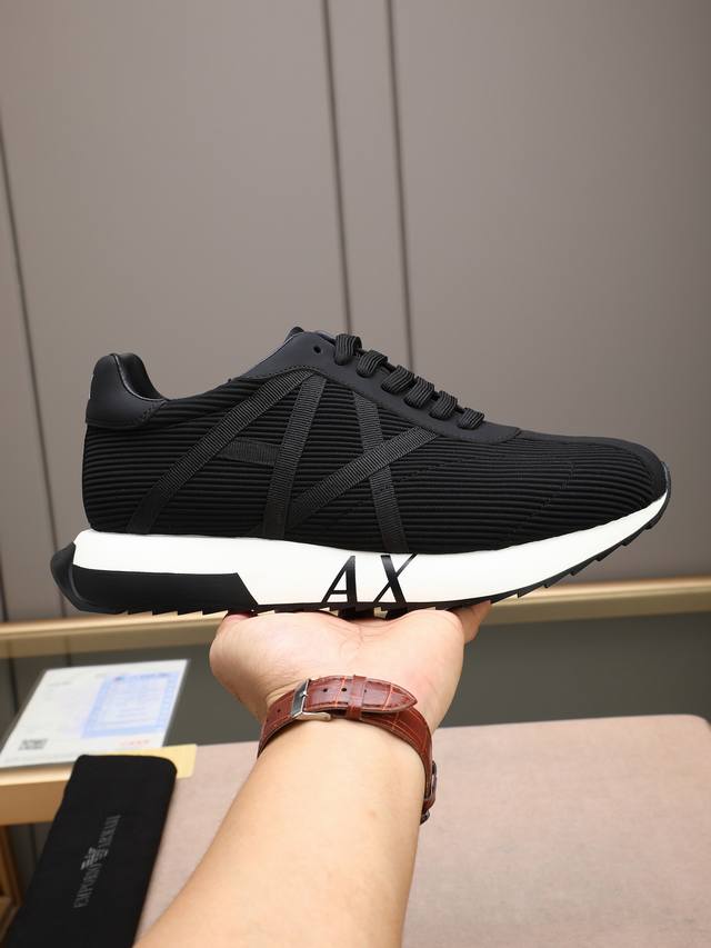 p Armani's calm and elegant style allows you to handle any occasion with ease! T