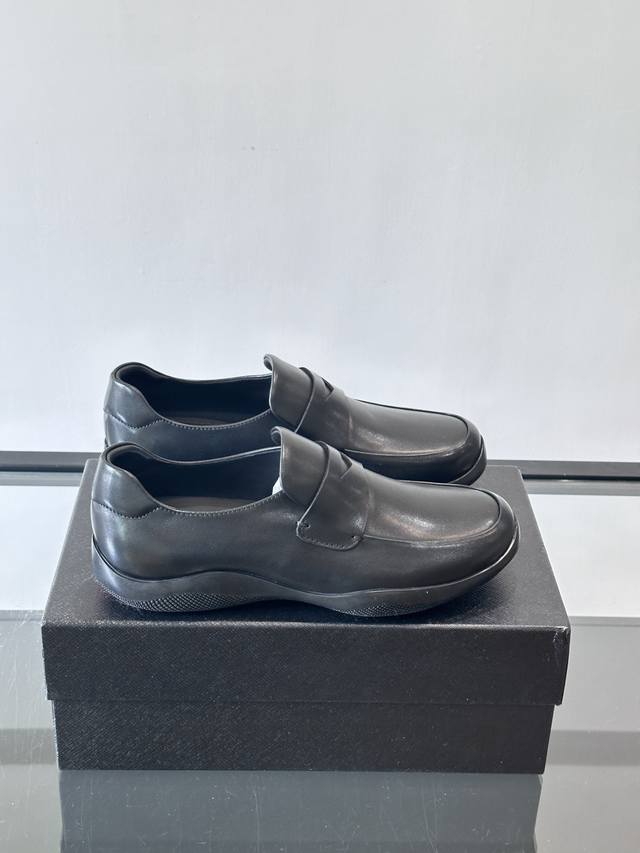 prad* Prada high-end men's slip-on sneakers, made of top-grain cowhide with a ve