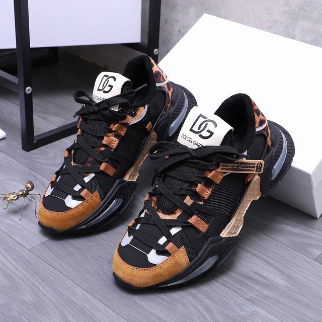 Product trademark: Dg Dolce & Gabbana couple's casual shoes Regular size: 35-46