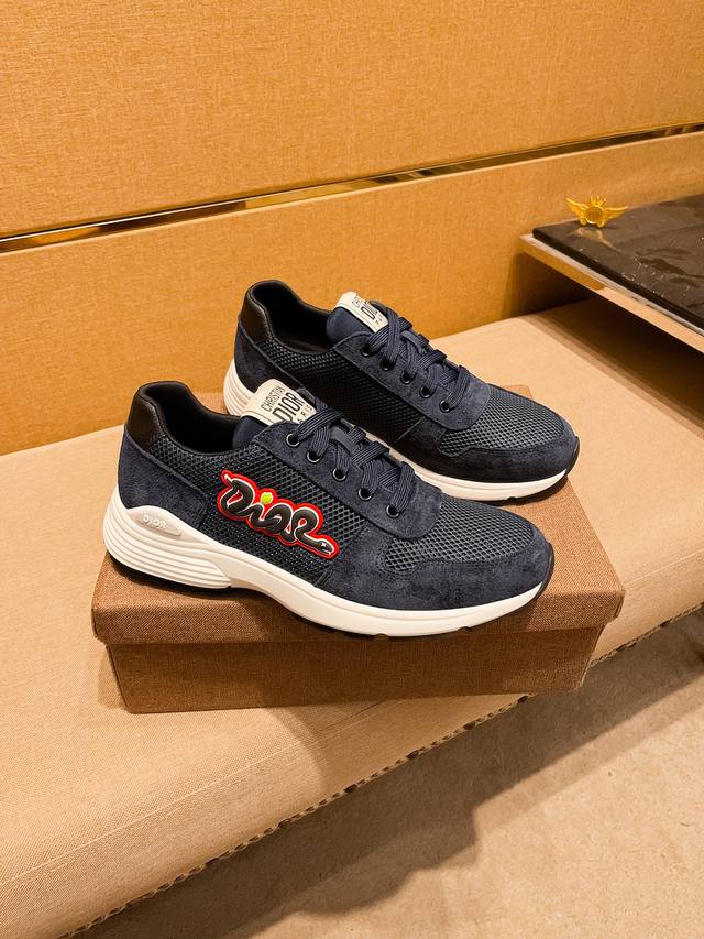 Factory-ordered Dior men's shoes, a 1:1 replica of the high-end brand's officia