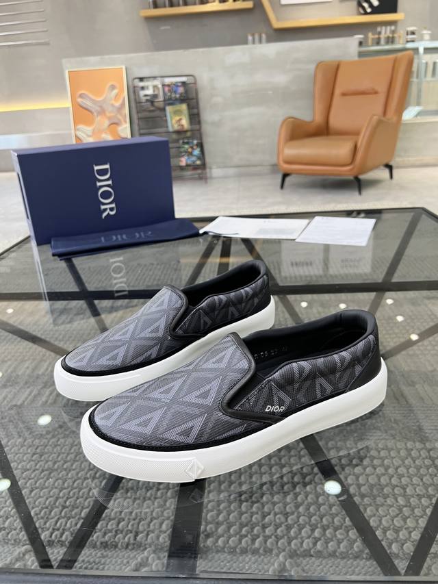 D Top purchasing agent Di Zha Street male god hot-selling super popular sneakers