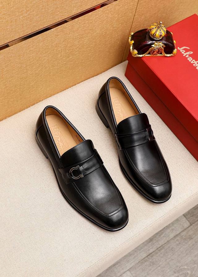 Product Trademark: Ferragamo Casual Leather Shoes Standard Sizes: 38-44, 45, 46