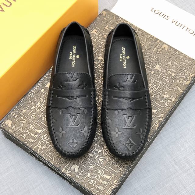 Ouis *Uitto* new men's loafers, top-tier leather and black lining, original pack