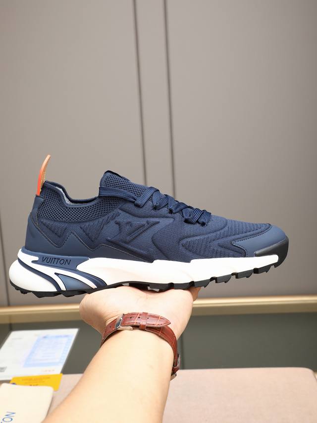 p LV Louis Vuitton Runner Tatic series thick-soled casual sneakers. Originally p