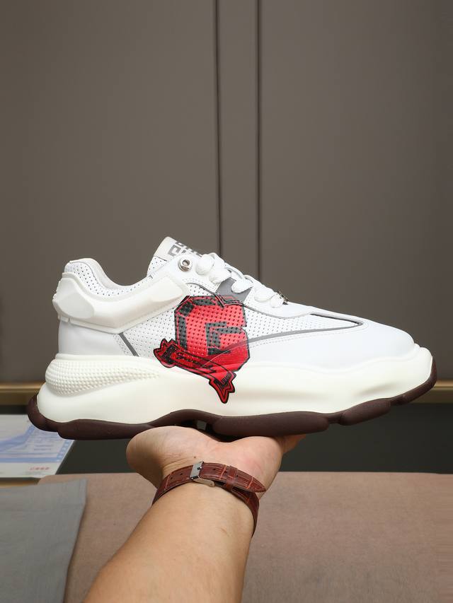 p Upgraded version of Givenchy's new style, everyone should have a pair. 1 Fabri p Upgraded version of Givenchy's new style, everyone should have a pair. 1 Fabri